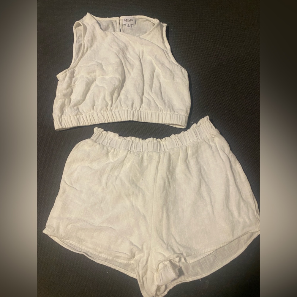 Le Lis set